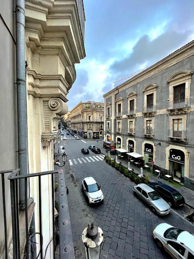Casa Vacanze Il Duomo Катания Екстериор снимка